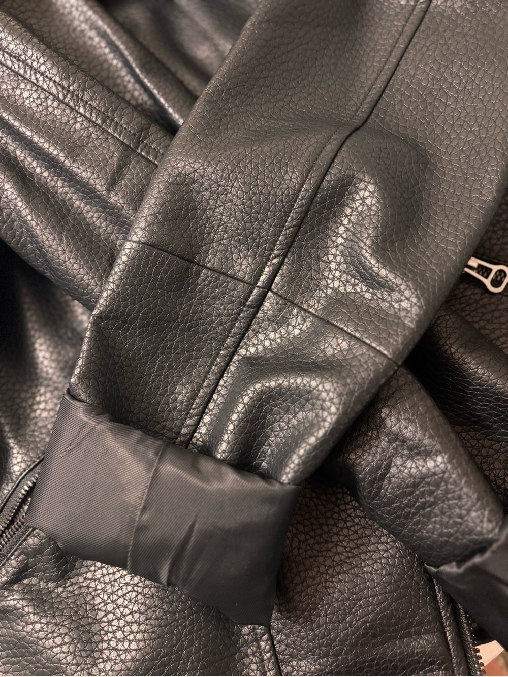 Women's Black Faux Leather Moto Jacket with Zip Detailing.never worn - Picture 8 of 8